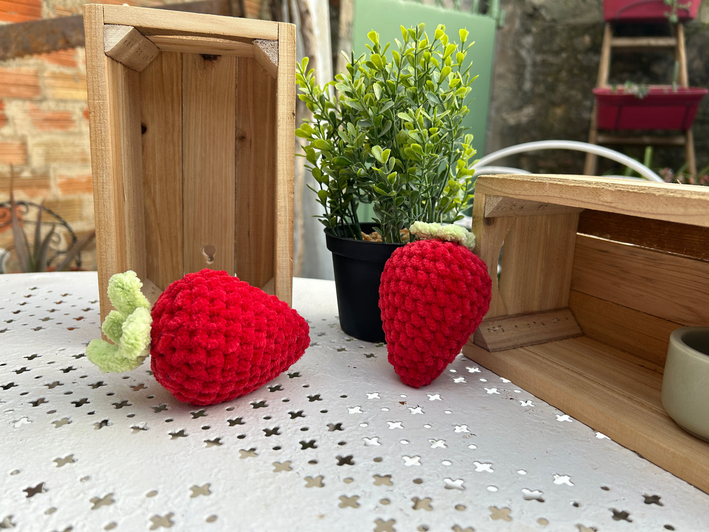 Fraise - Peluche Fraise au crochet